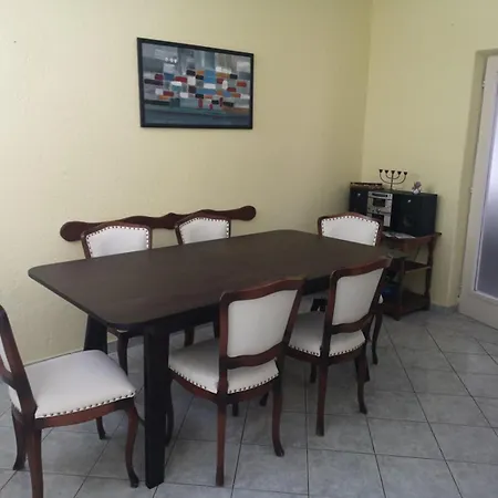 Kuca Za Odmor Timon * Barbat na Rabu